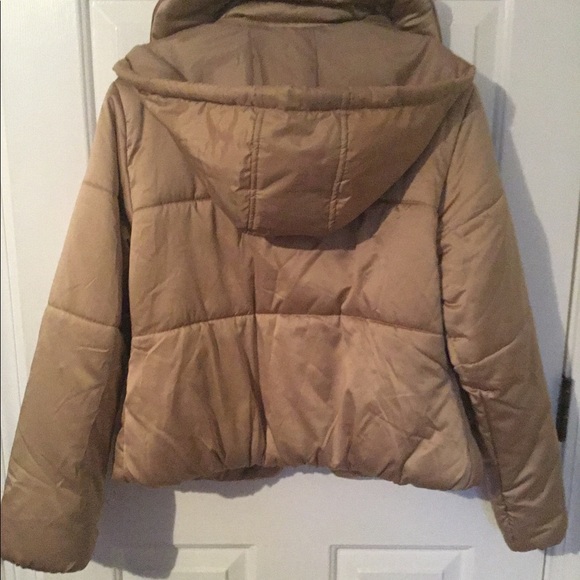 Gorgeous puffy jacket tan street wear winter sz M - Picture 2 of 5